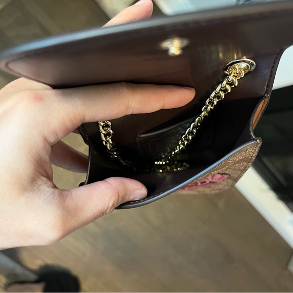 Brand new Coach KEITH HARING Phone Crossbody In Signature Canvas With Patches - Picture 3 of 5